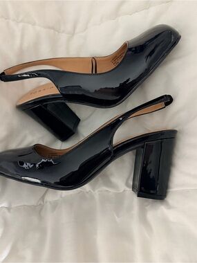 torrid Black Patent Slingback Block Heel Pumps